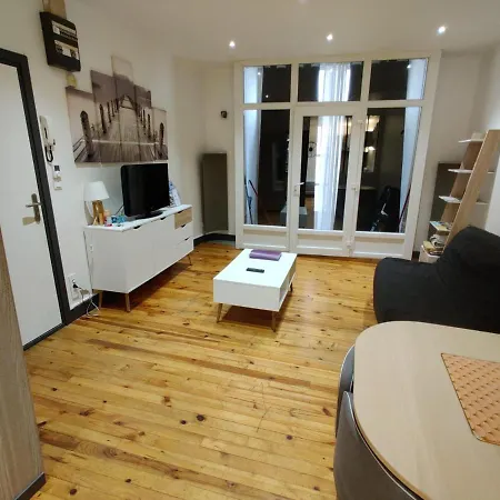 Apartment Dans Centre Historique